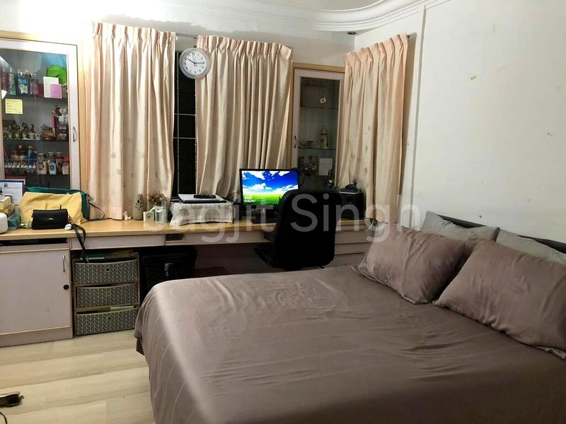 4 Room (4A) HDB for Rent in  133 Rivervale Street - Image 2